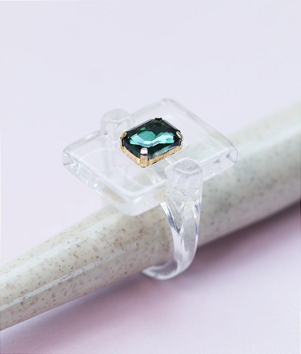 Anel LEIA acetato fashion Acrilico com pedra verde