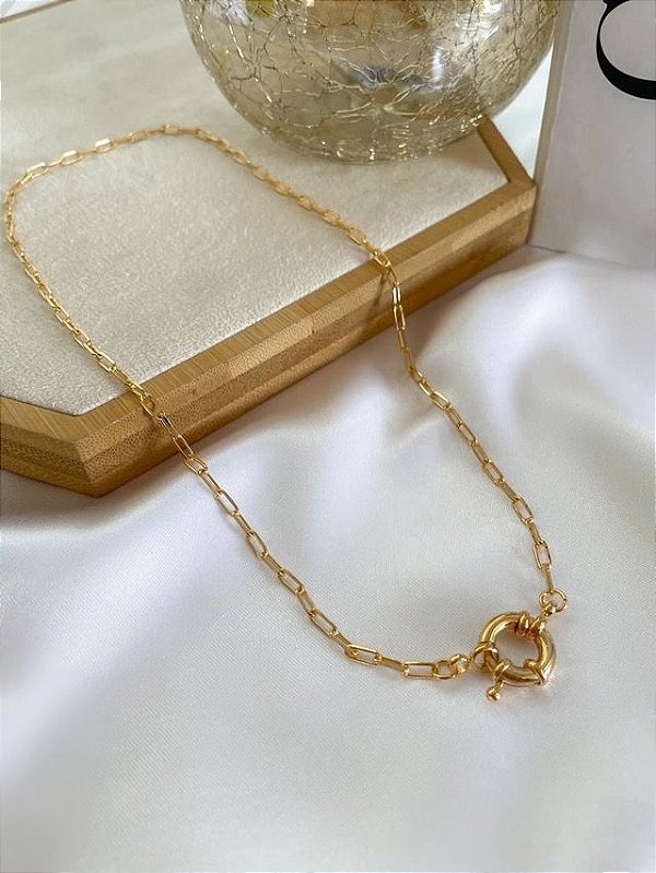 Colar Mia cartier de elo largo com fecho boia banhada dourado
