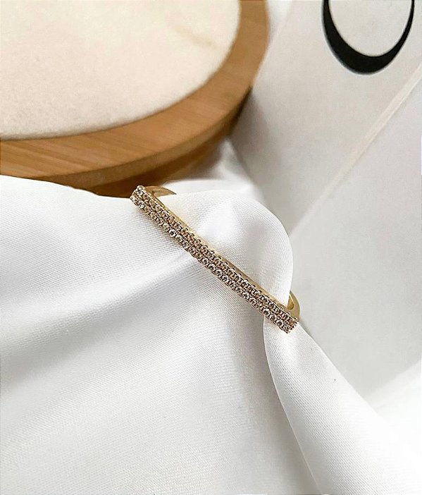 Piercing fake ZAIA  com zircônias folheada a ouro