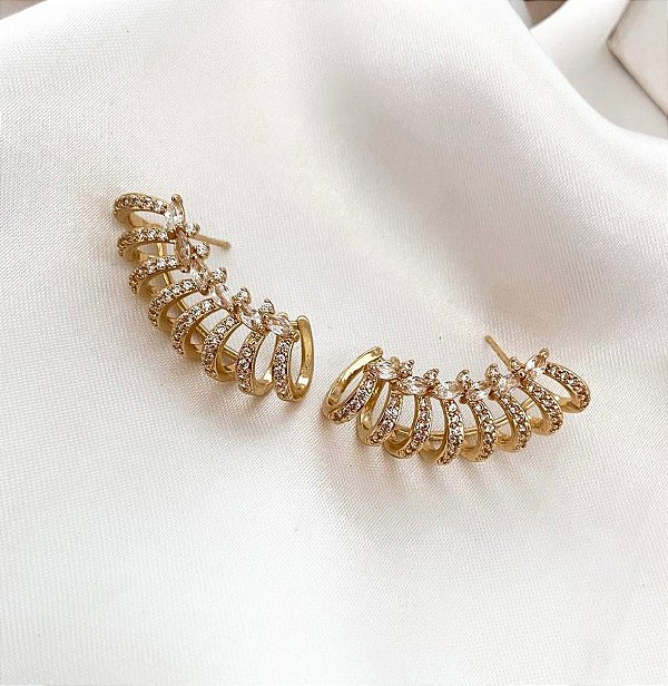 Brinco RUTE semijoia ear cuff  cravejado com zirconia ( banhada em ouro )