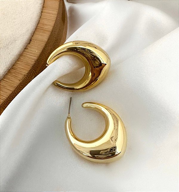 Argola EDILENE bijoux tubo gota dourada