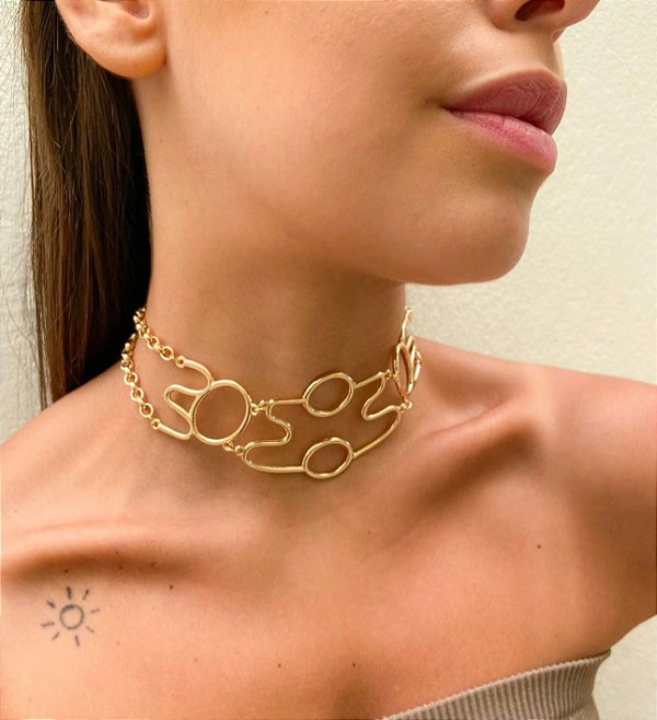 Choker GIZELE aro fino  love inspiração Tassia Naves Folheada A Ouro