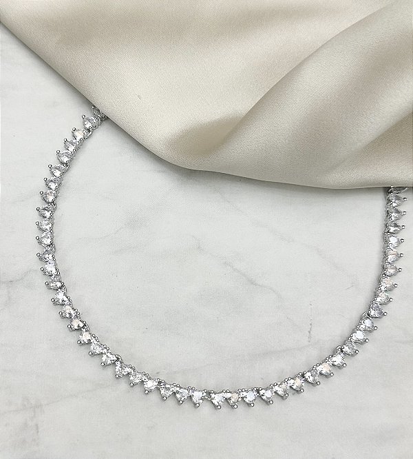 Colar CHER riviera coração 3 pontas em Zirconia cristal premium folheada a prata