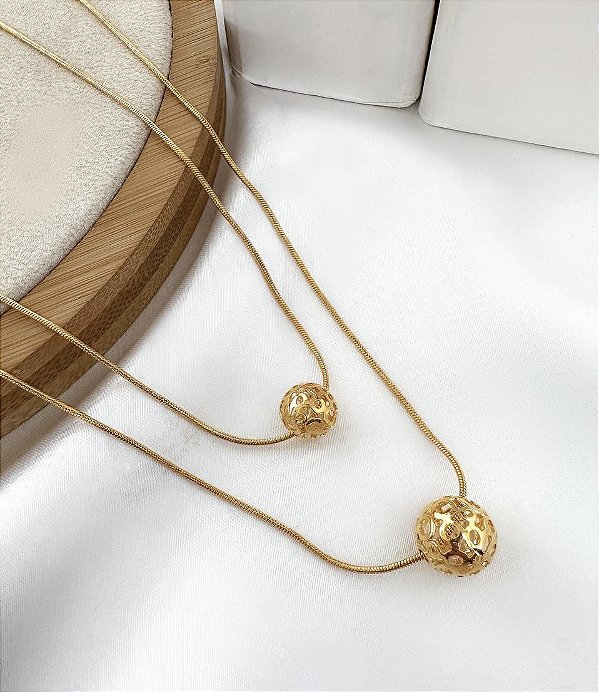 Colar LAISSA duplo com bolinhas vazadas folheada a ouro