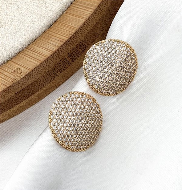 Brinco PANDORA boton chapado cravejado com micro zirconias folheada a ouro