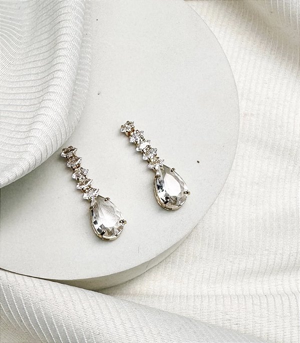 Brinco CLAIRE gota zirconia folheada a ouro