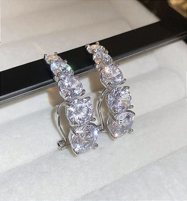 Brinco PATI ear cuff 3 cravejado com zircônia folheado a prata