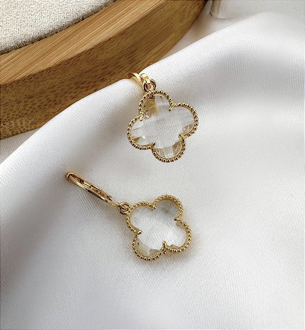 Brinco DAVINA pingente trevo folheado a ouro zirconia CRISTAL