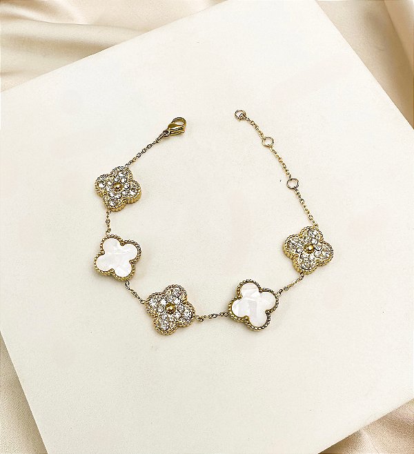 Pulseira VAN corrente pingente trevo madre pérola e strass premium folheada a ouro