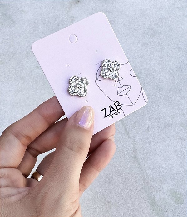 Brinco VAN trevo cravejado com micro zirconia CRISTAL