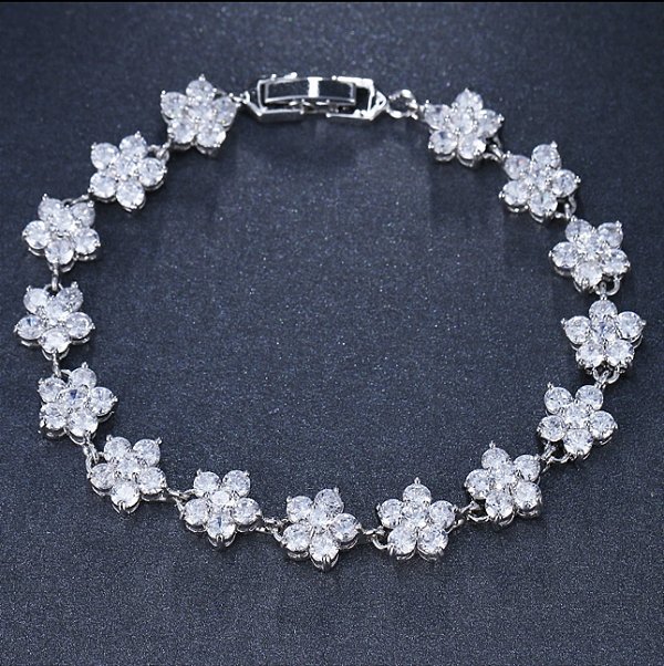 Pulseira BELGICA florzinha de zircônia premium