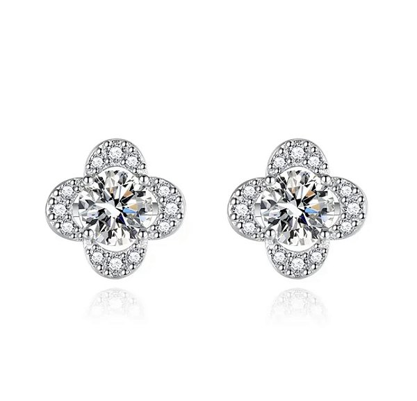 Brinco LONDRES trevo cravejado com micro zirconia CRISTAL