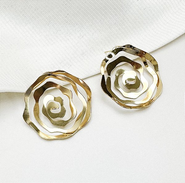 Brinco SOPHIE rosa organica folheada a ouro