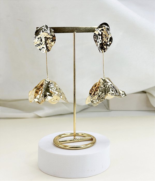 Brinco DOLL max pingente flor dourado