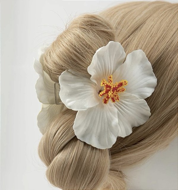 Presilha LARYSSA flor 3D branca