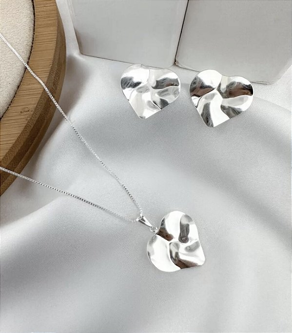 Conjunto LOLA colar veneziana coração martelado folheada a prata