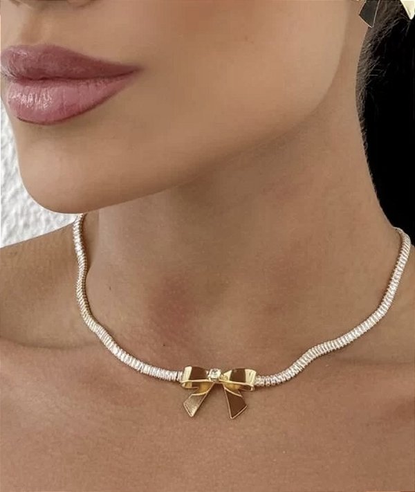 Choker SUENI navetes com laço folheada a ouro