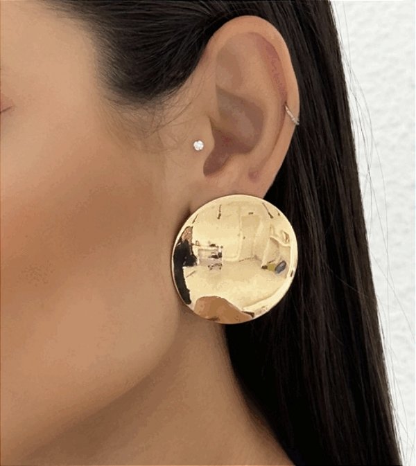 Brinco ELAENA boton chapado folheada a ouro
