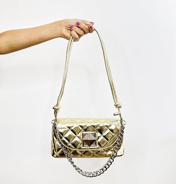 Bag VANESSA média dourada metalassê com detalhes em prata