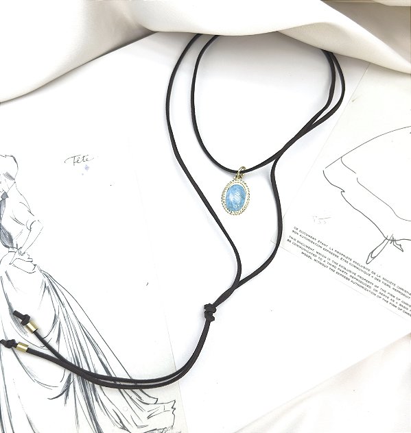 Choker CALISTA camurça com pingente turquesa
