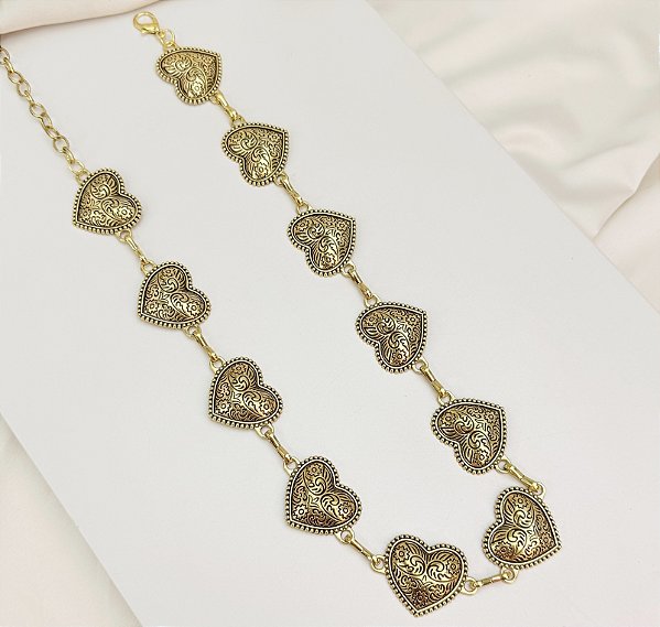 Cinto LAIZE medalhas coração boho dourado