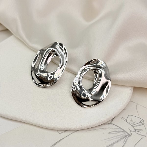 Brinco BACI organico folheada a prata