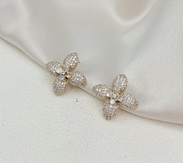 Brinco PALERMO flor cravejada com microzirconia folhada a ouro
