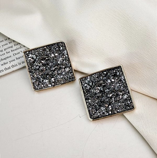 Brinco ROCK boton geometrico DRUZA folheada a ouro