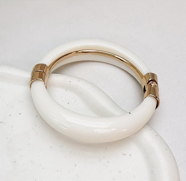 Bracelete SONIC resinado cor off basic folheado a ouro