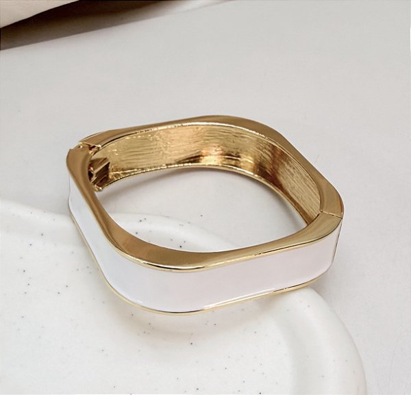 Bracelete DAMON resinado geometrico cor branco folheado a ouro