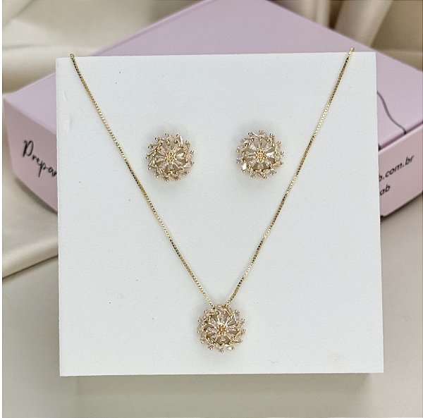 Conjunto ANAKI colar e brinco cravejado zirconia folheada a ouro