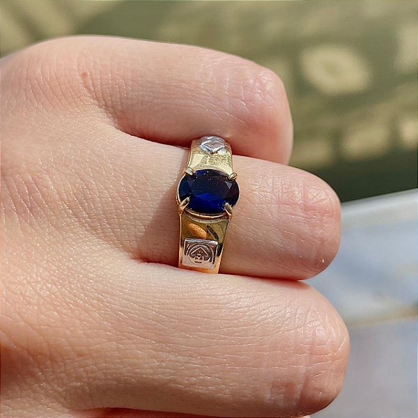 VL 735 - Anel de Formatura em Ouro Amarelo 18K