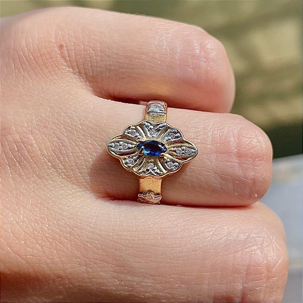 VL 720 - Anel de Formatura em Ouro Amarelo 18K