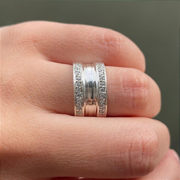 VL 1149 - Par de Alianças em Ouro Branco 18K