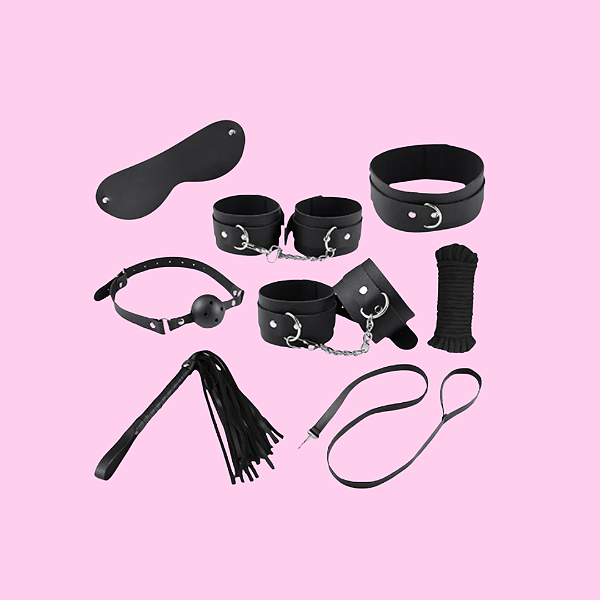 KIT BDSM EM PELÚCIA - 7 PEÇAS