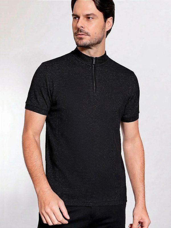 Camiseta Urban Manga Curta Gola Alta Com Zíper Preto