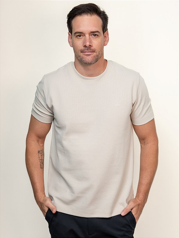 T-Shirt Aramis Texturizada Interlock Marfim