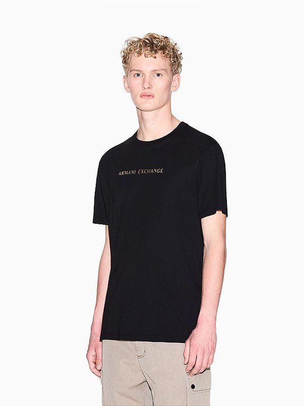 Camiseta Armani Exchange Regular com Logotipo Metálico Preto