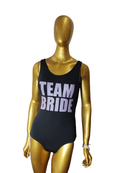 Body Tradicional Team Bride Preto Letras Quadradas Outlet