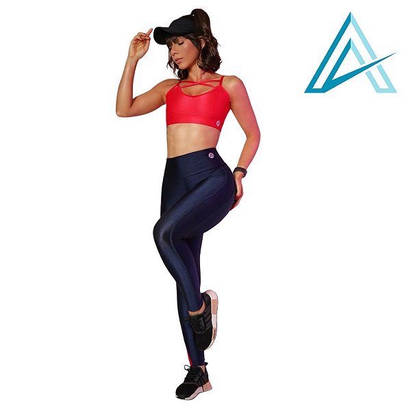 Conjunto Use Aptitude Attack Top Wonder Cruzado Frente Vermelho Calça Trilobal Toda Azul Marinho