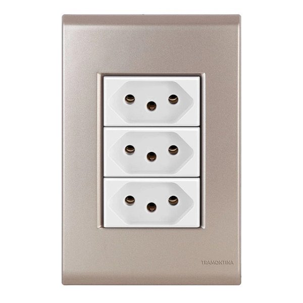 Conjunto Tomada Tripla 20A Liz Ouro Velho c/ Branco Tramontina