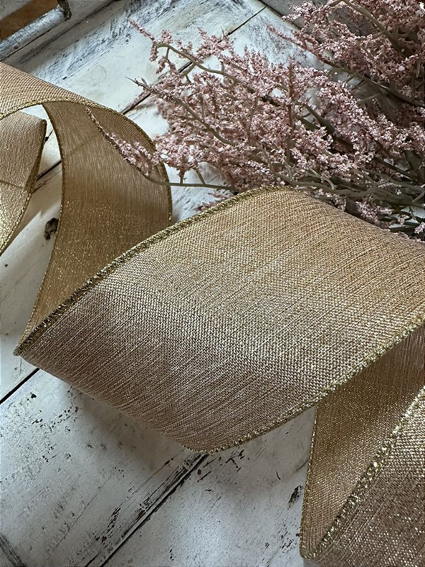 Fita rose e dourada