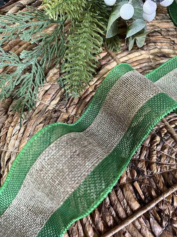 Fita natural com bordas verde