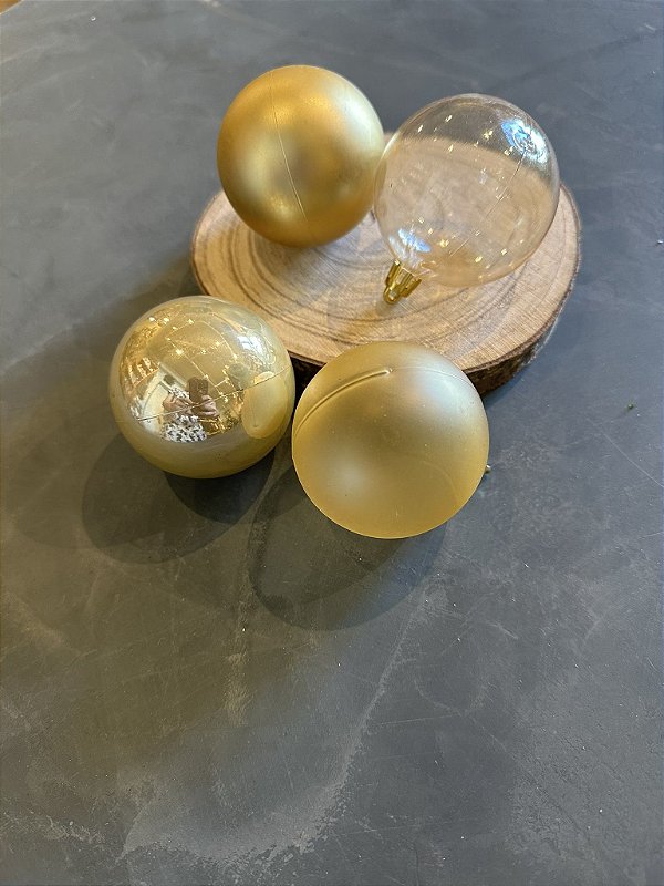 Jogo de bolas mista dourado 6cm