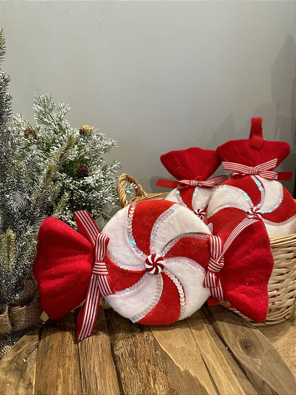 Bombom vermelho e branco