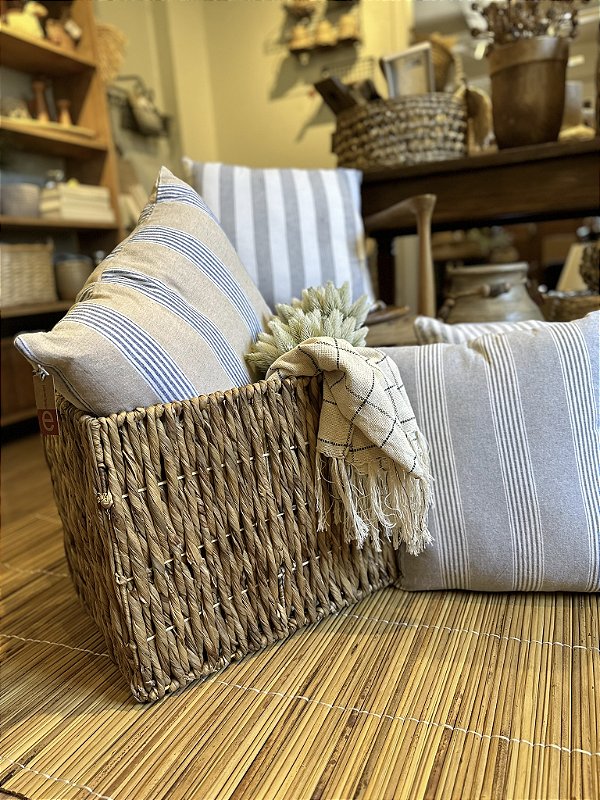 Cesto em fibra natural quadrado M