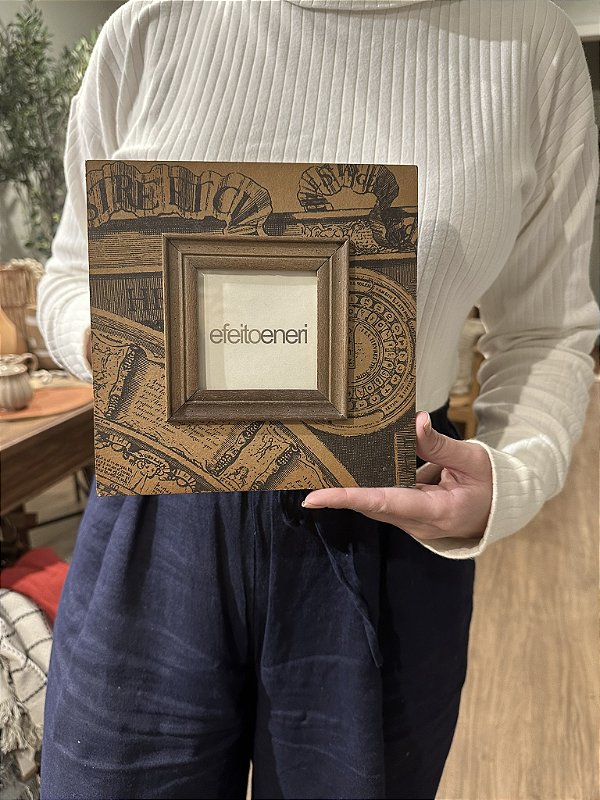 Porta retrato de madeira