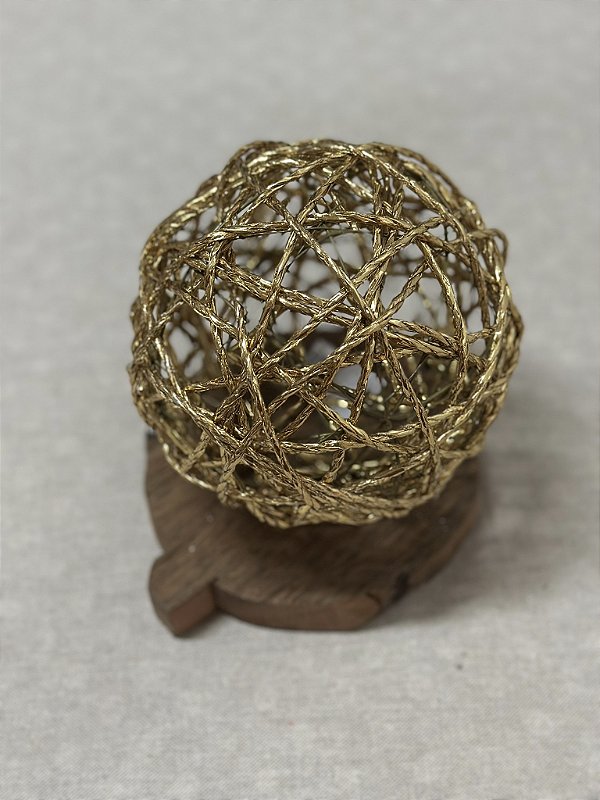 Bola de natal aramada dourado 15cm