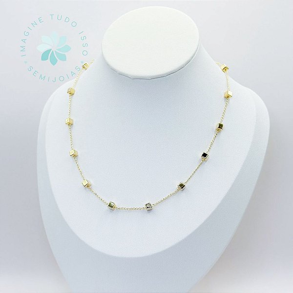 Choker/Gargantilha Semijoia Quadradinho Liso 30cm a 40cm (dourado)