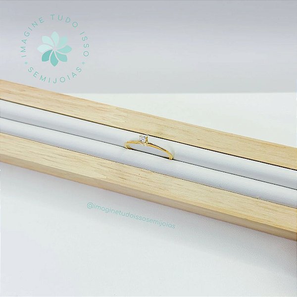 Anel Semijoia Solitário Tamanho 18 (dourado)